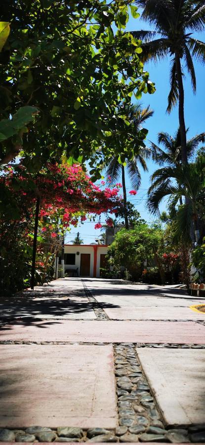 Hotel Oasis Melaque San Patricio Melaque Bagian luar foto
